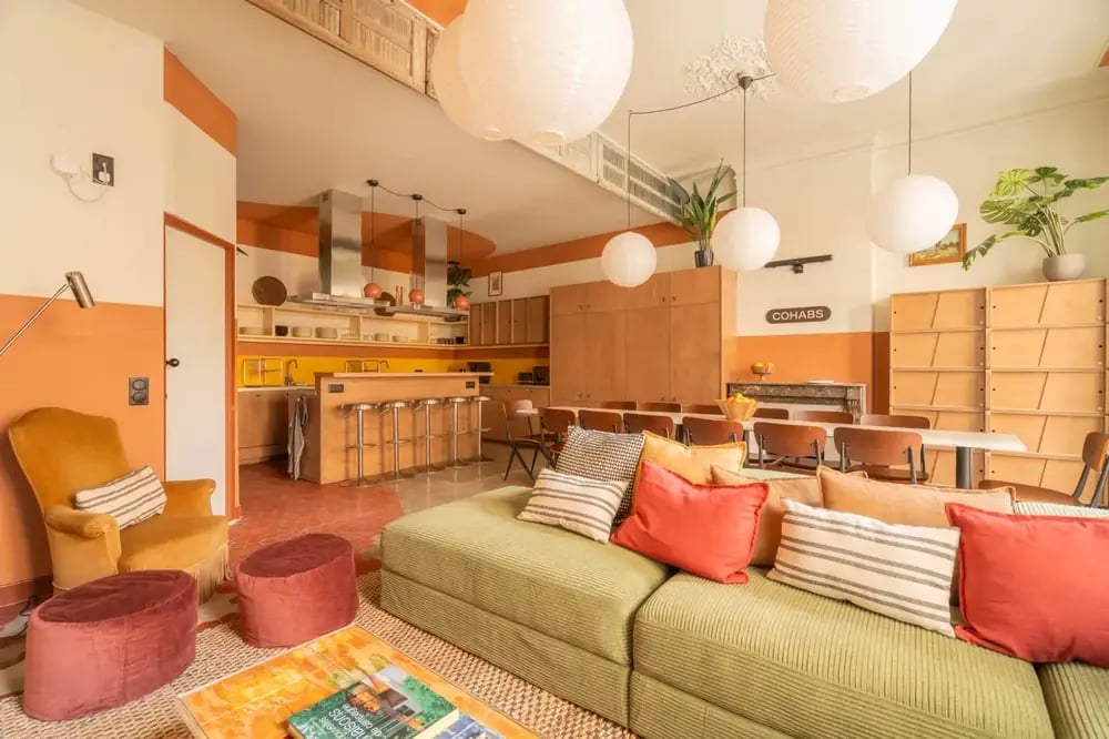 cohabs-coliving-marseille-livingroom-10