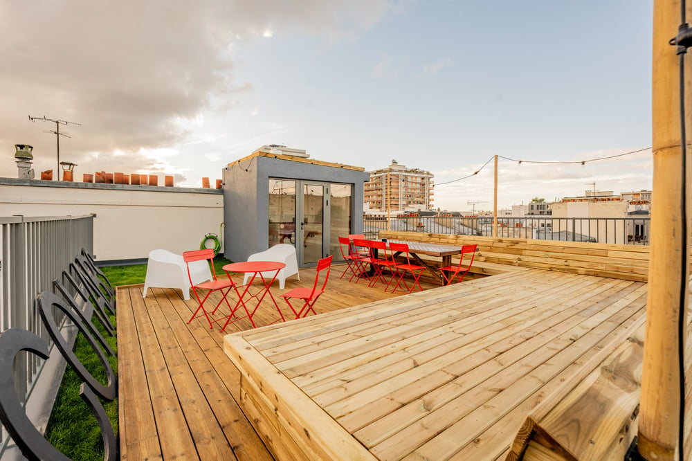 cohabs-house-charonne27-1245-coliving-paris-rooftop-terrace-outside-exterior-virtual-tour