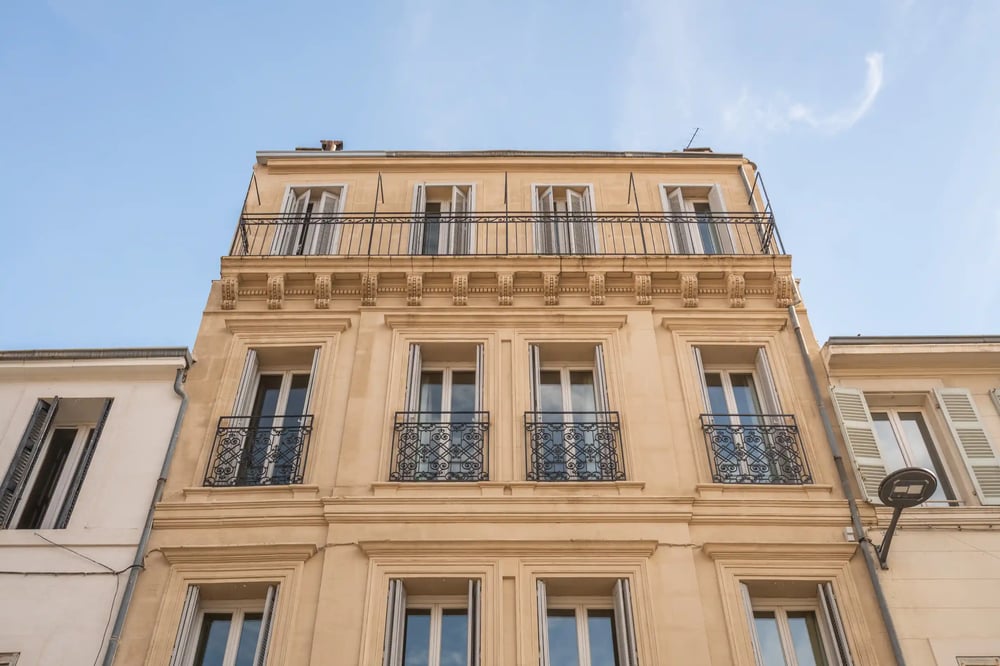 cohabs-house-longchamp60-7403360-coliving-marseille-outside-building-facade