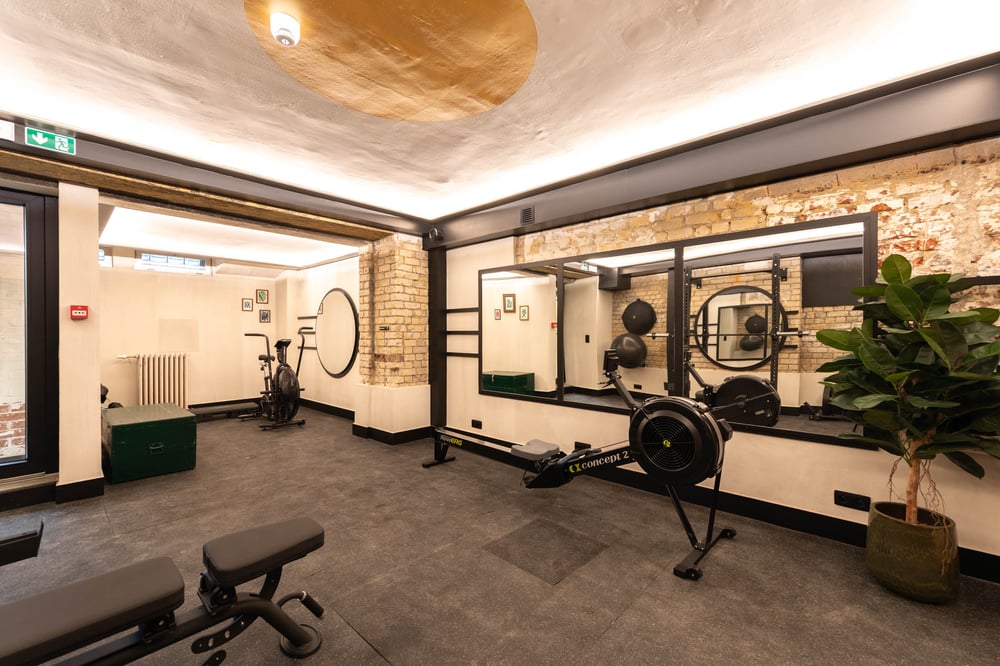 cohabs-house-moliere325-0048-coliving-brussels-shared-gymroom-gym-fitness-virtual-tour